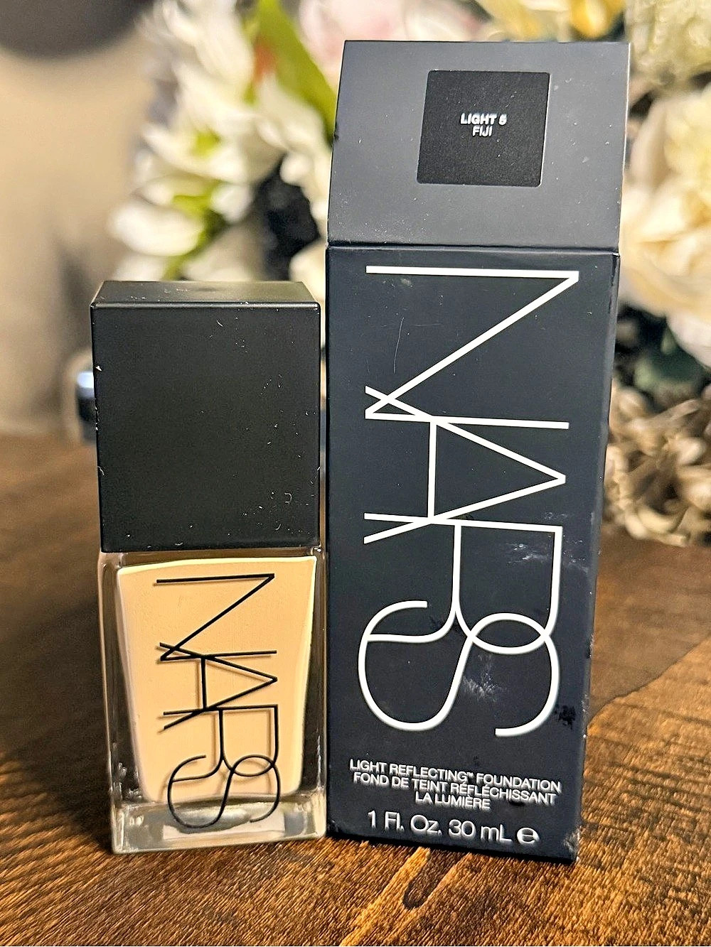 LIGHT 5 Fiji-NARS Light Reflecting Foundation 1 fl oz NWT